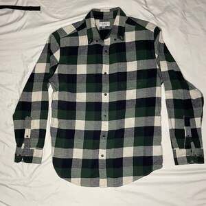 Croft & Barrow Men’s Flannel Shirt Medium Plaid Button Front Long Sleeve